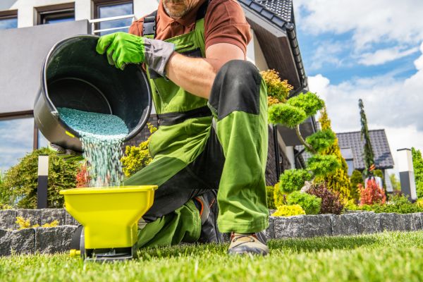 Residential Lawn Fertilizing Service